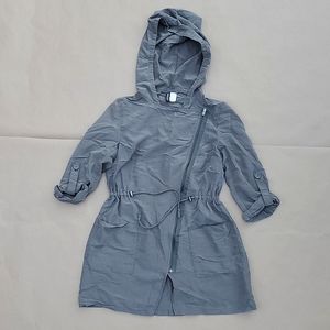 Divided H&M lightweight jacket in Khaki green, US size 2.